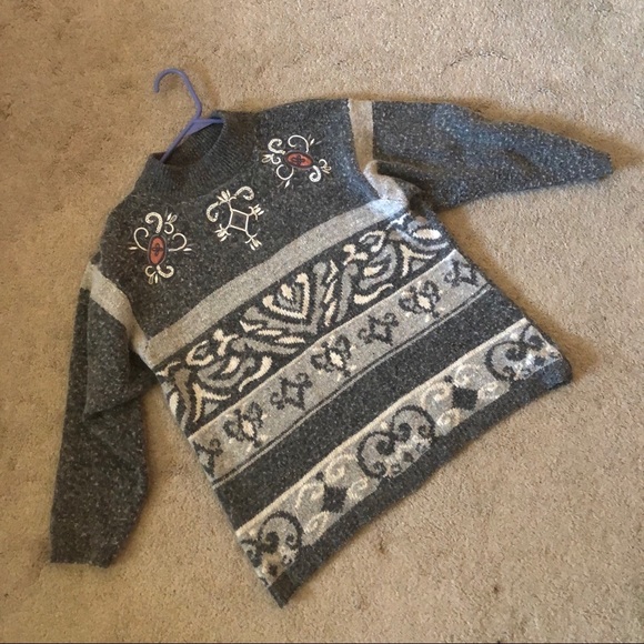 Diana Marco Sweater - Picture 8 of 9